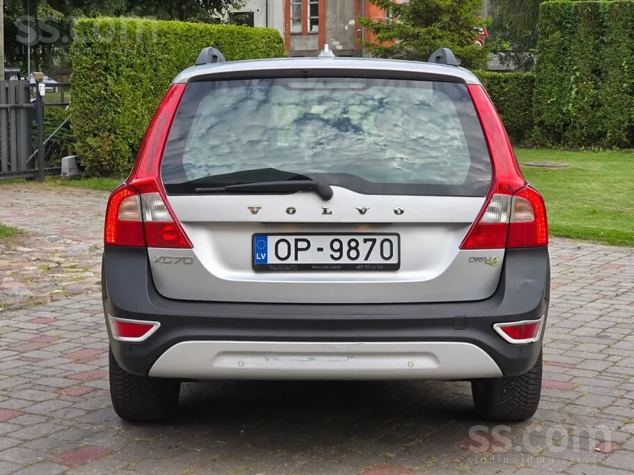 Volvo Xc70 2011 photo 4