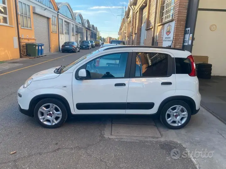 Fiat Panda 2023 photo 2