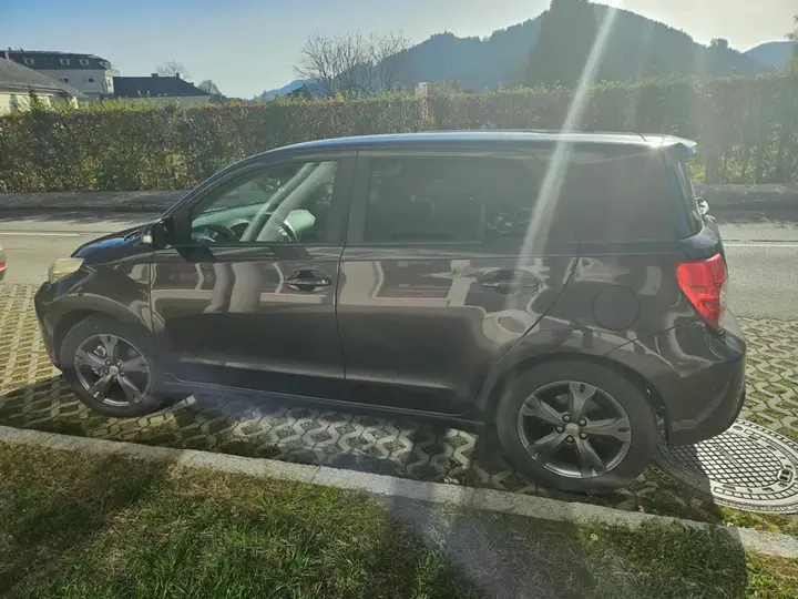 Toyota Urban Cruiser 2009 photo 2