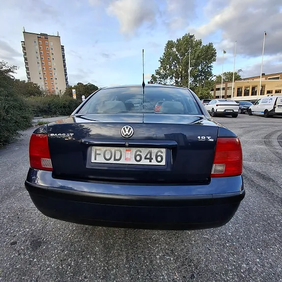 Volkswagen Passat 1997 photo 5