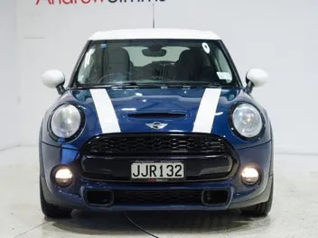 Mini Hatch 2015 photo 5