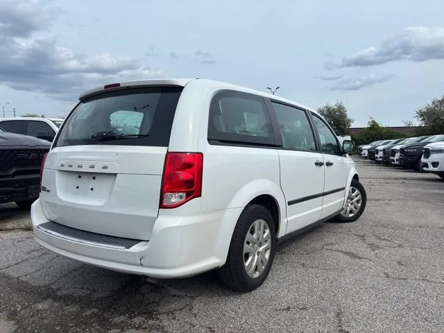Dodge Grand Caravan 2017 photo 4