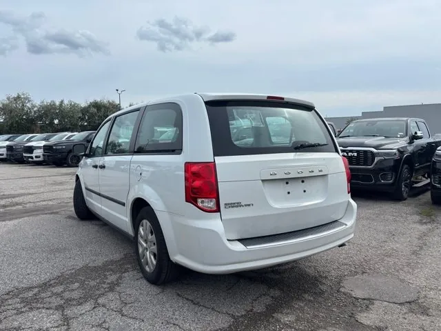 Dodge Grand Caravan 2017 photo 3