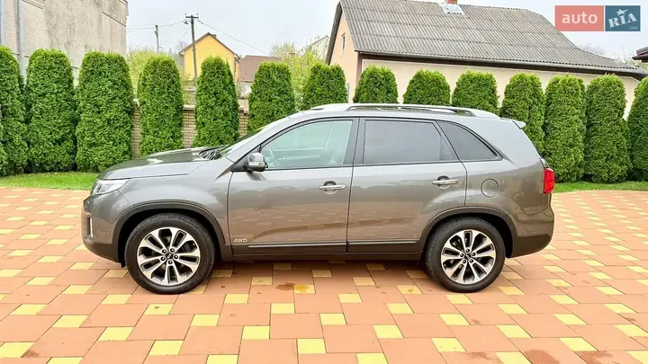 Kia Sorento 2013 photo 3