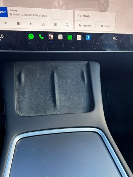 Tesla Model Y 2023 photo 4