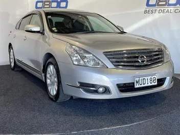 Nissan Teana 2010 photo 2