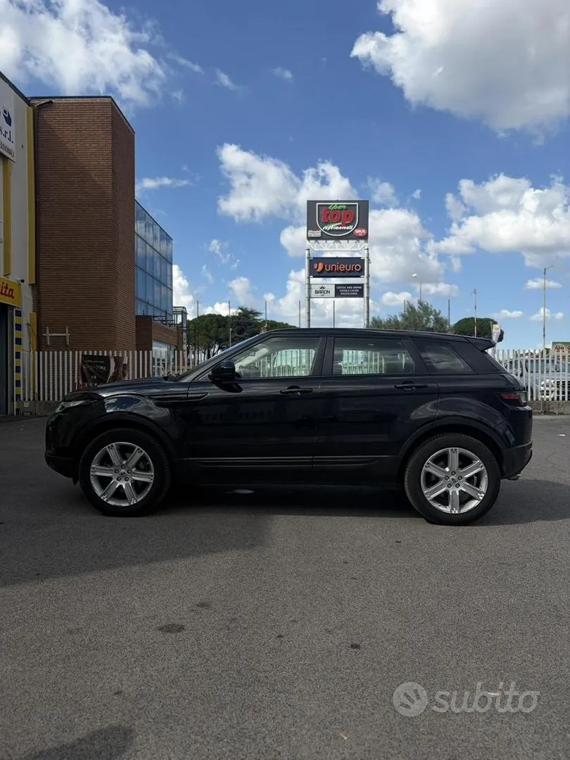 Land Rover Range Rover Evoque 2017 photo 3