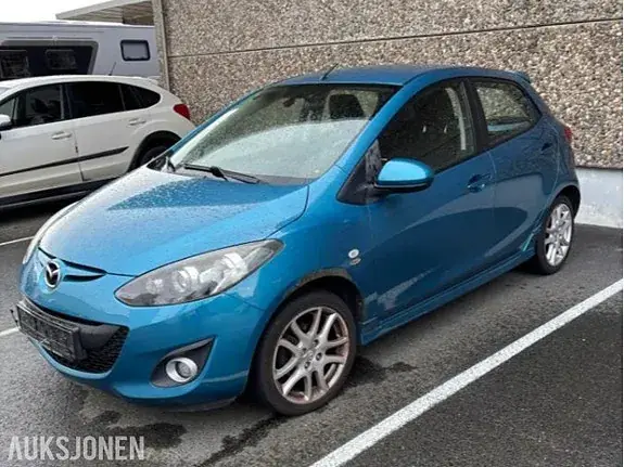 Mazda 2