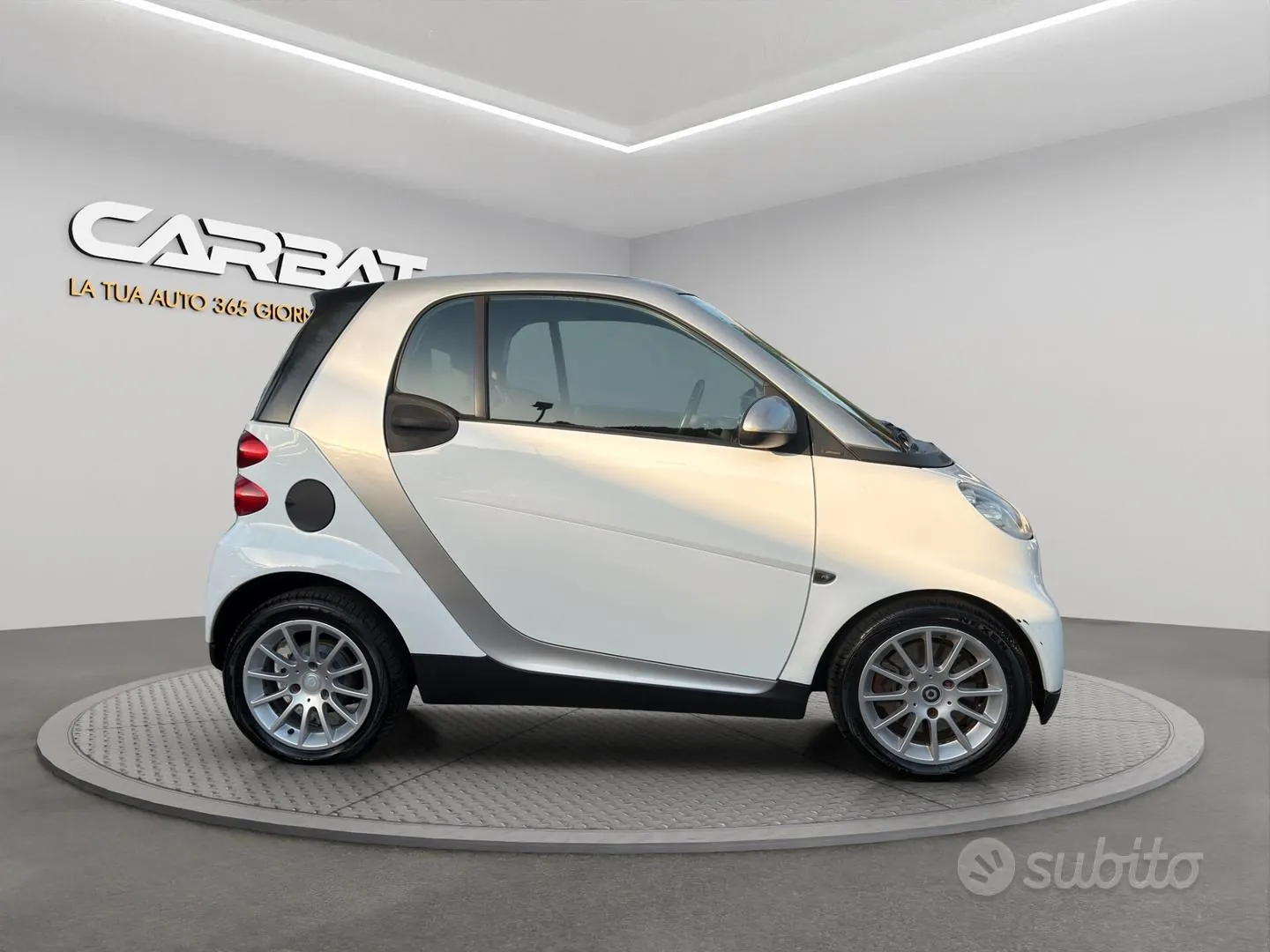 Smart Fortwo 2010 photo 4