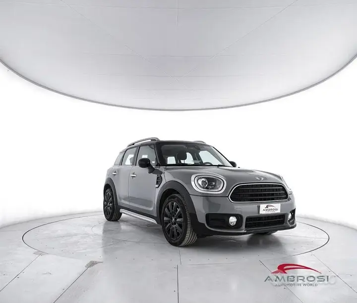 Mini Countryman 2017 photo 2