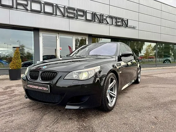 BMW M5 2006 photo 2