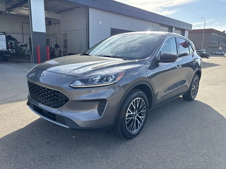 Ford Escape 2022 photo 2