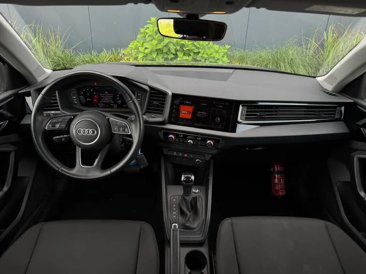 Audi A1 2022 photo 2