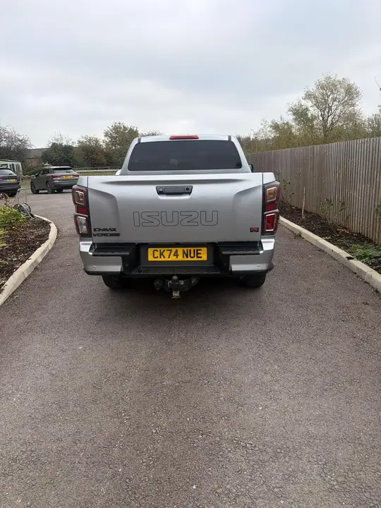Isuzu D-Max 2024 photo 5