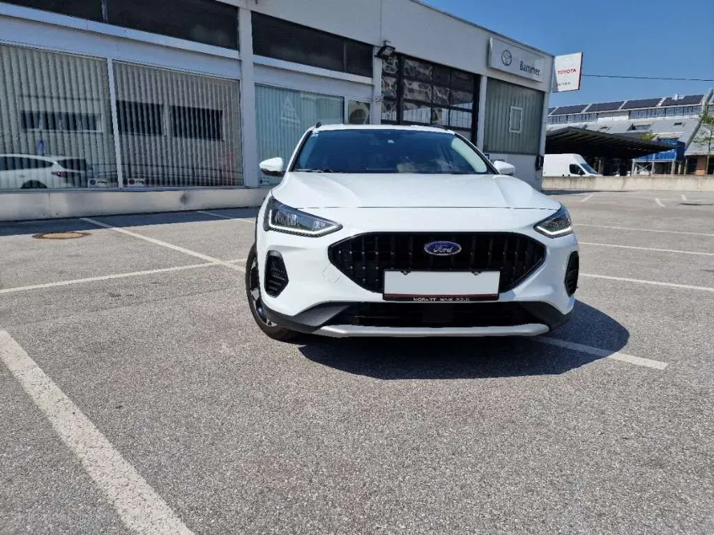 Ford Focus 2022 photo 3