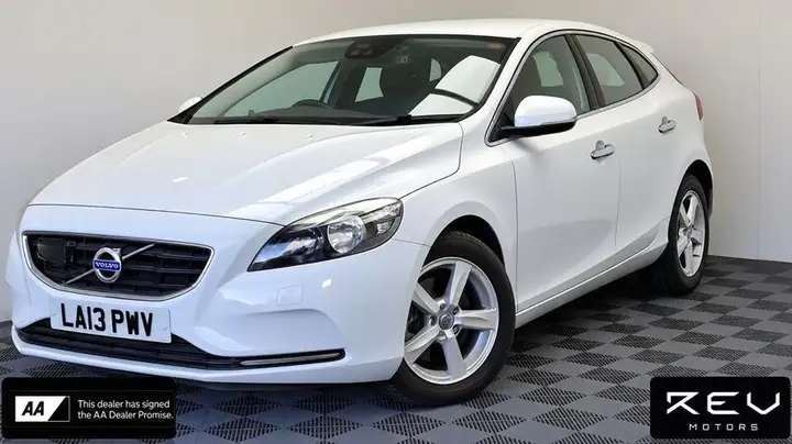 Volvo V40