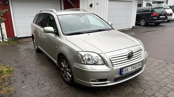 Toyota Avensis 2005 photo 5