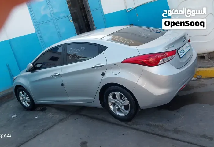 Hyundai Avante 2012 photo 4