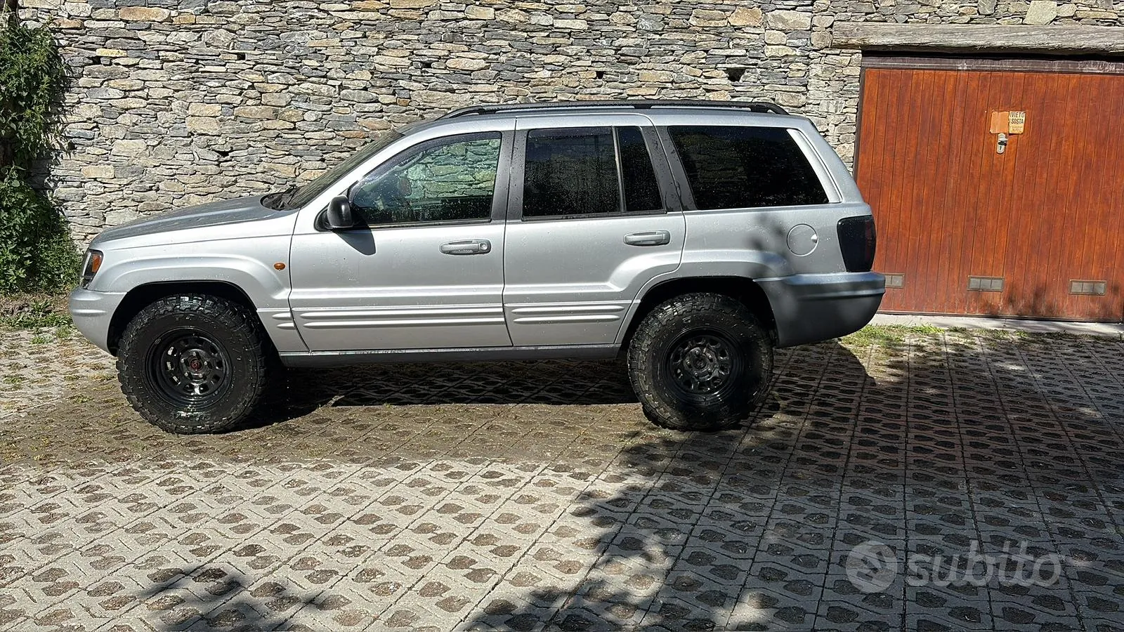 Jeep Grand Cherokee 2003 photo 4