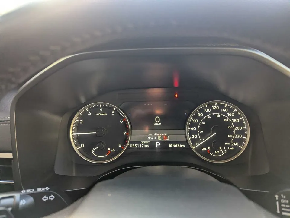Mitsubishi Outlander 2023 photo 2