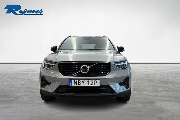Volvo Xc40 2025 photo 4