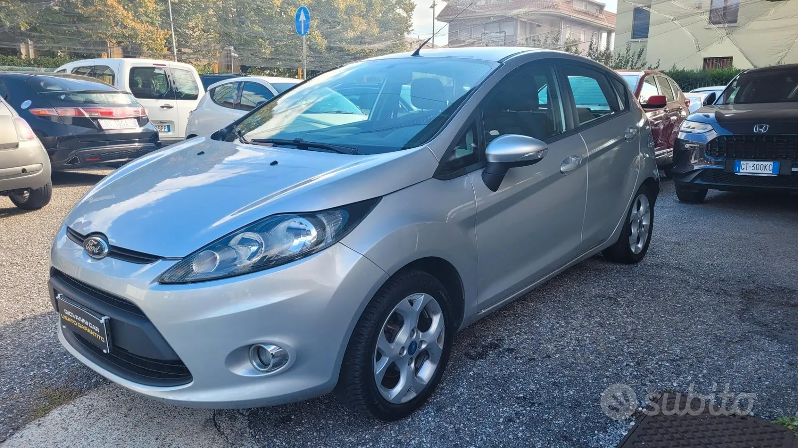 Ford Fiesta 2012 photo 2