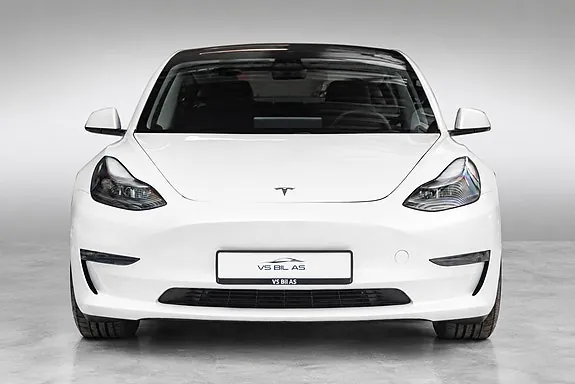 Tesla Model 3 2022 photo 3