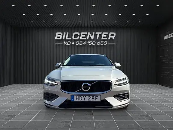 Volvo V60 2019 photo 2