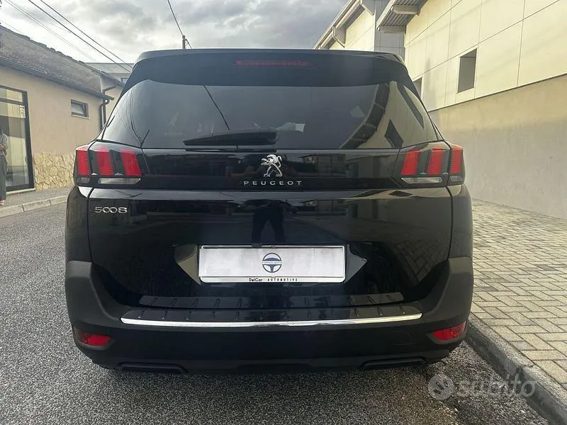 Peugeot 5008 2022 photo 5