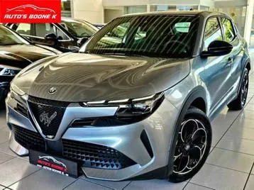 Alfa Romeo Junior 2025 photo 3