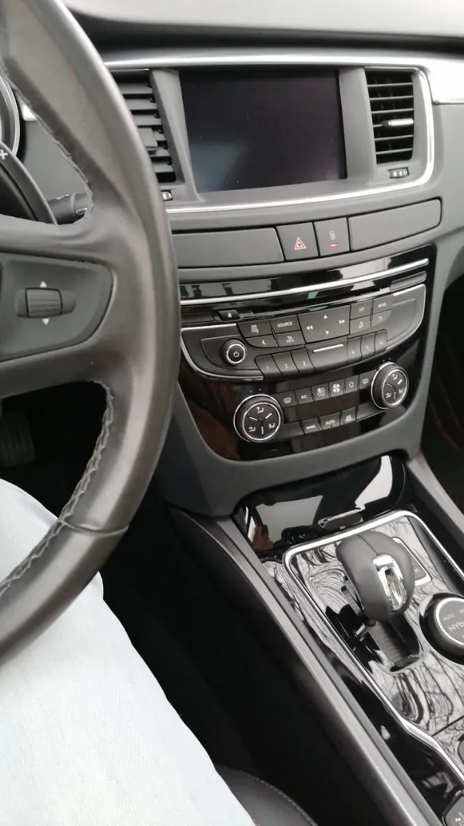Peugeot 508 2012 photo 3