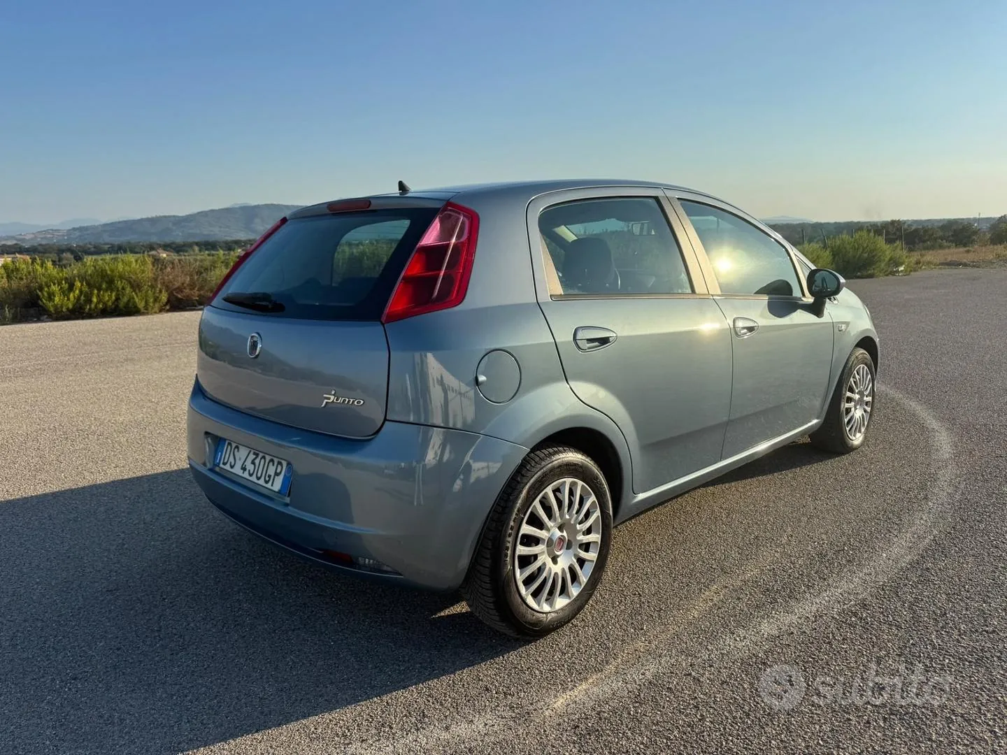 Fiat Grande Punto 2008 photo 4