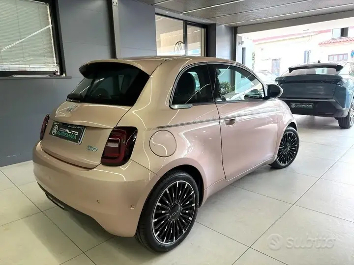 Fiat 500E 2025 photo 4