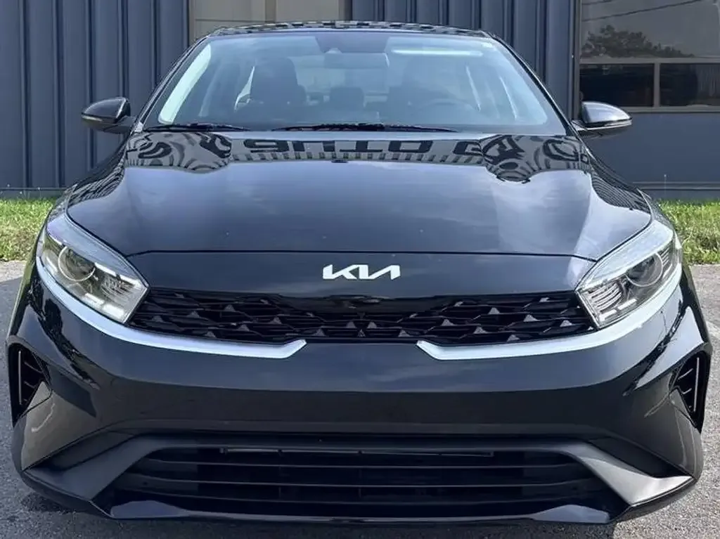 Kia Forte 2022 photo 2