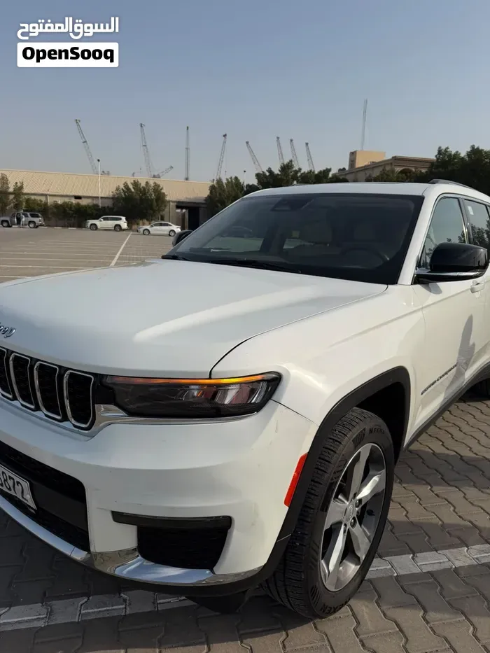 Jeep Grand Cherokee 2021 photo 4