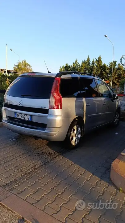 Citroen C4 Grand Picasso 2008 photo 2
