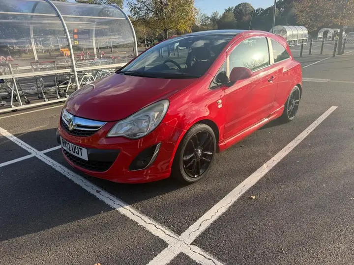Vauxhall Corsa 2012 photo 2