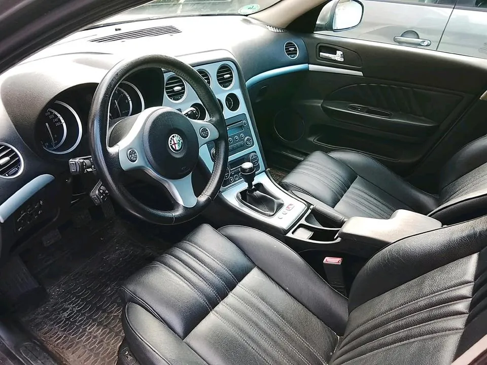 Alfa Romeo 159