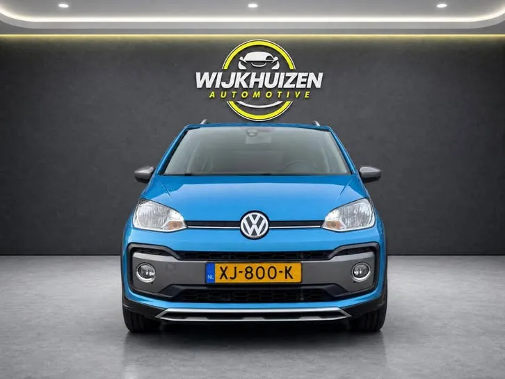 Volkswagen Up 2019 photo 2