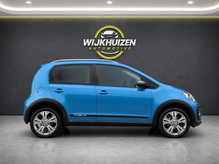 Volkswagen Up 2019 photo 3