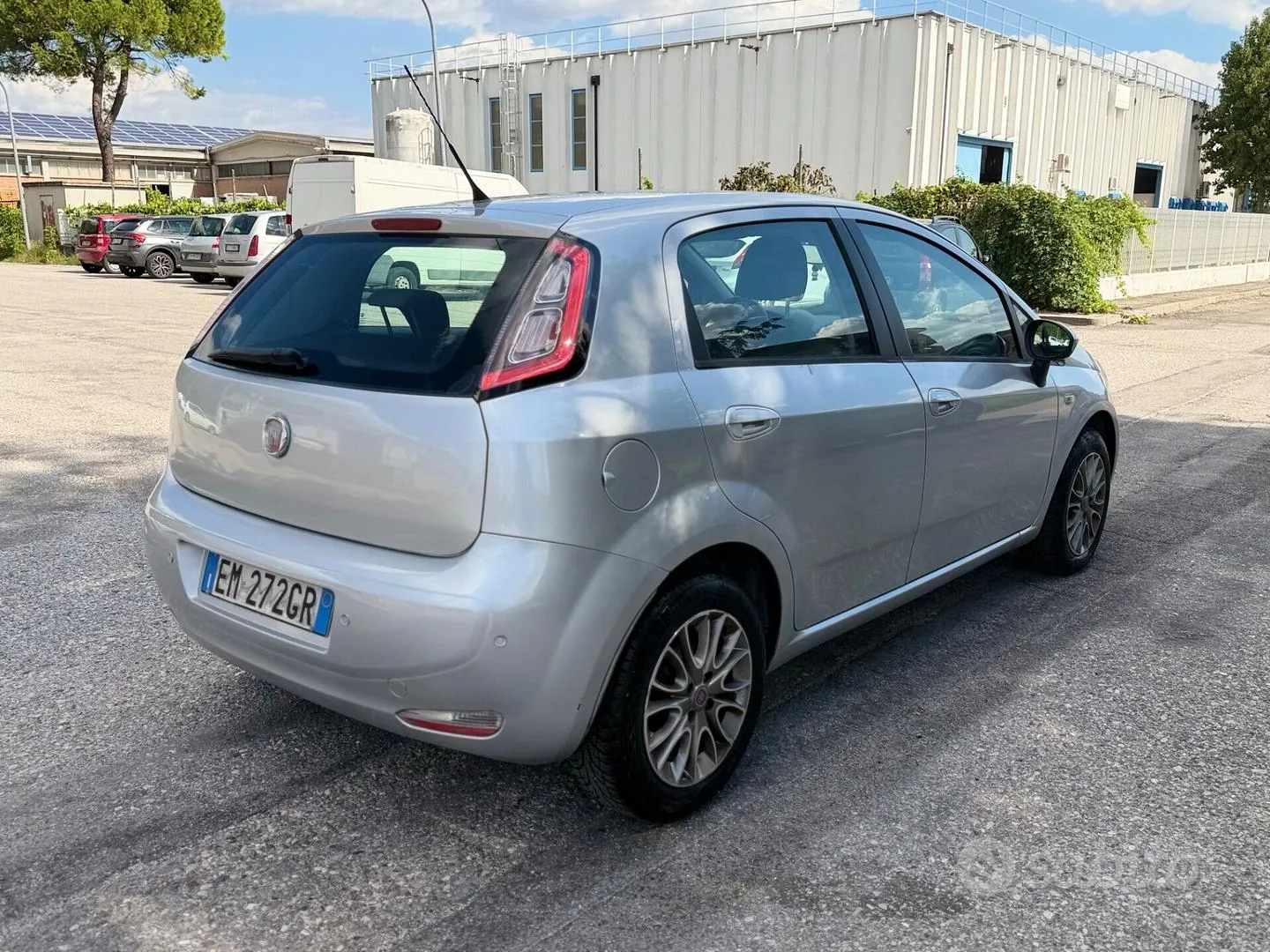 Fiat Punto 2012 photo 5