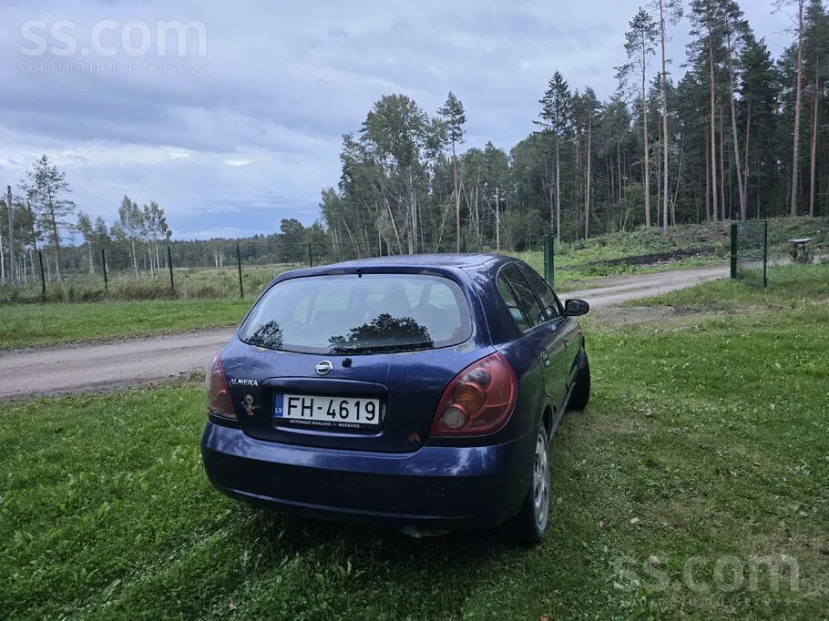 Nissan Almera 2003 photo 3