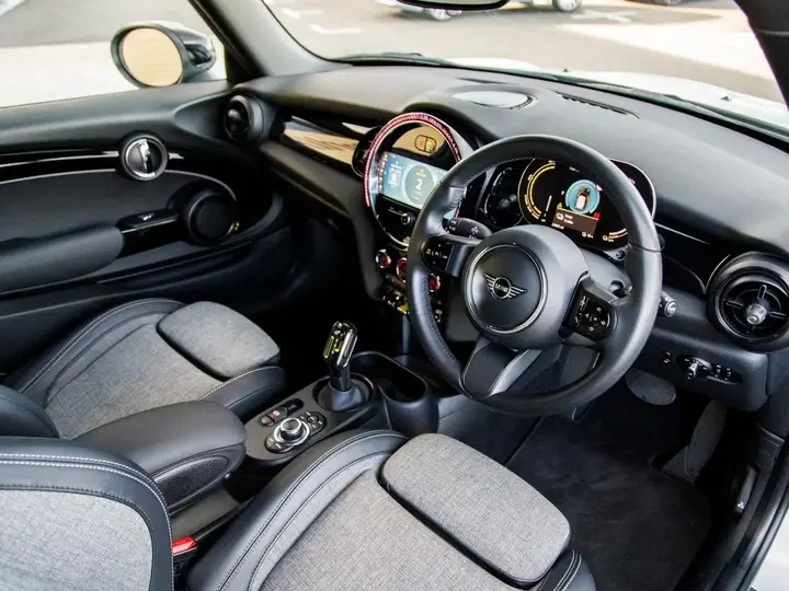 Mini Cooper Se 2022 photo 4