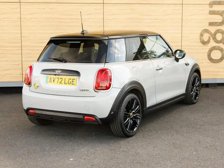 Mini Cooper Se 2022 photo 2