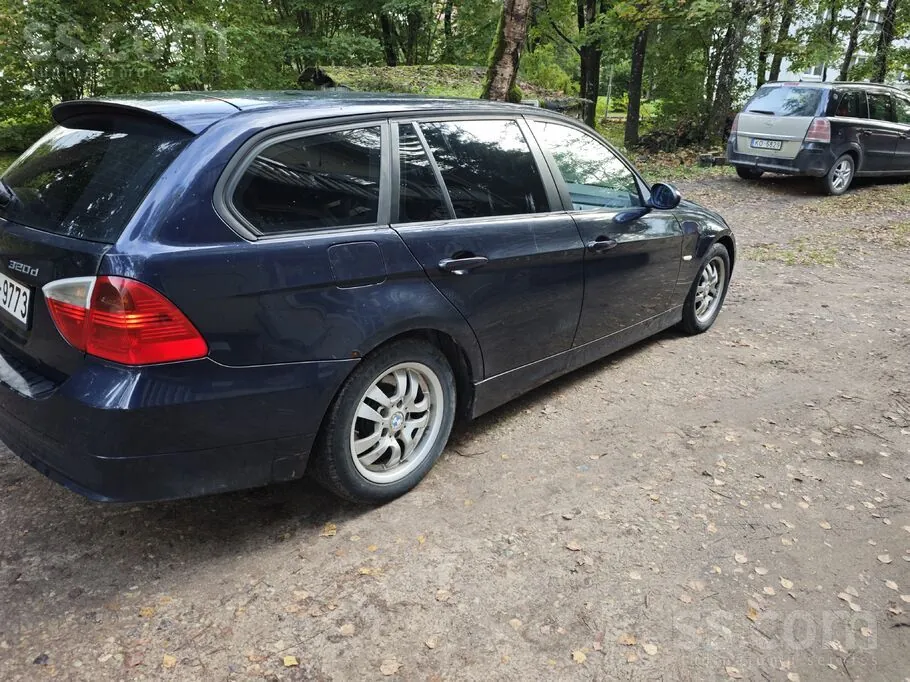 BMW 320 2006 photo 3