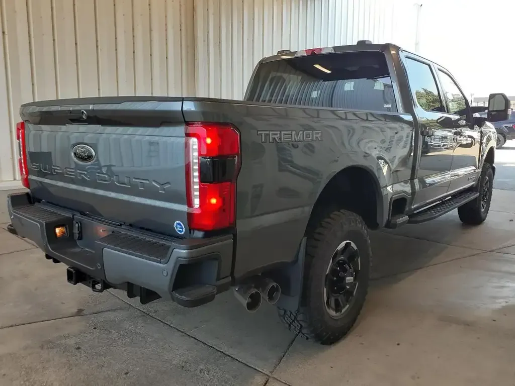 Ford F 350 2026 photo 5