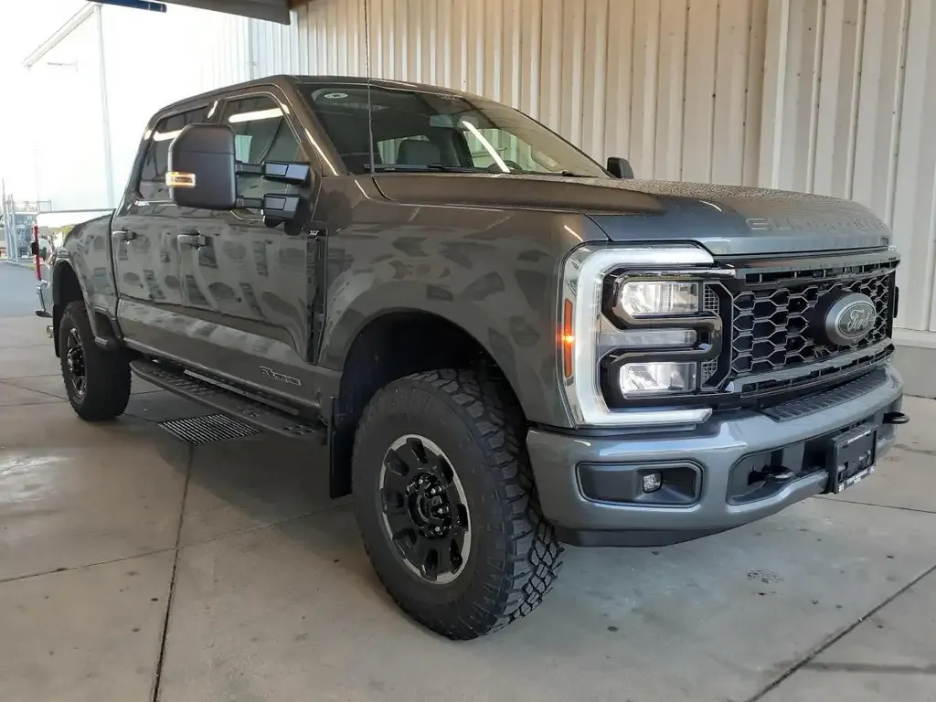 Ford F 350 2026 photo 4