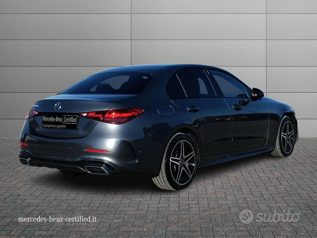 Mercedes-Benz C 300 2025 photo 2