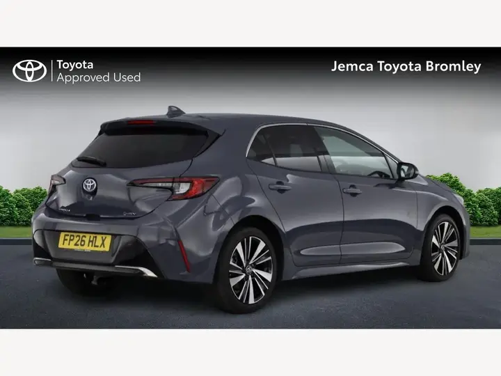 Toyota Corolla 2026 photo 2