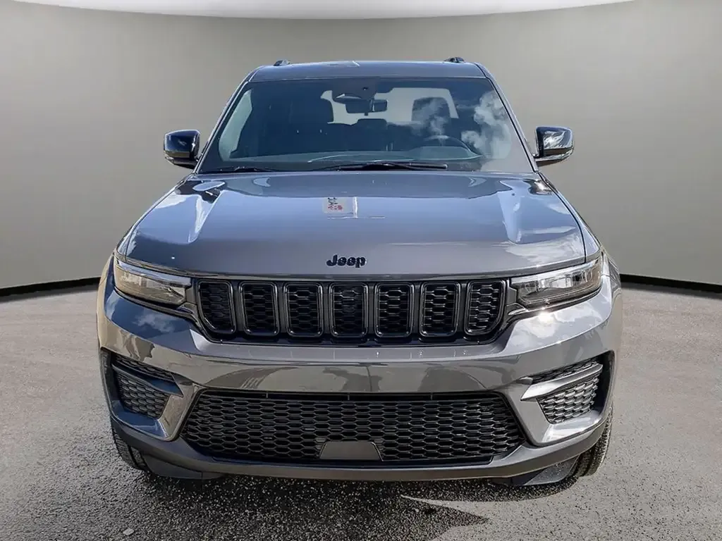 Jeep Grand Cherokee 2025 photo 2
